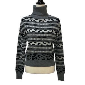 AQUA Gray & Black Leopard Stripe Turtleneck Sweater